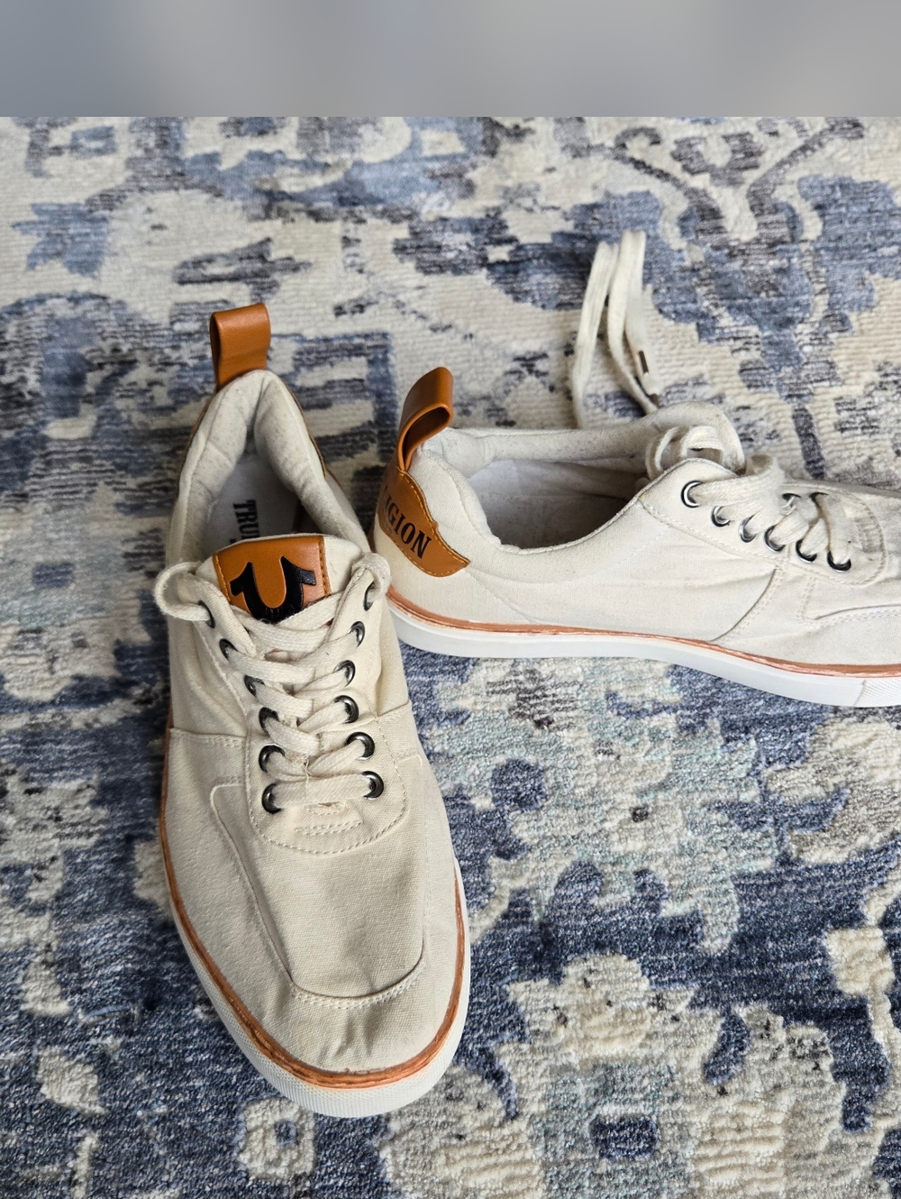 True Religion Shoes - Men's 9